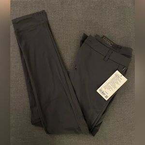 Lululemon Commission Pant New with Tags size 32